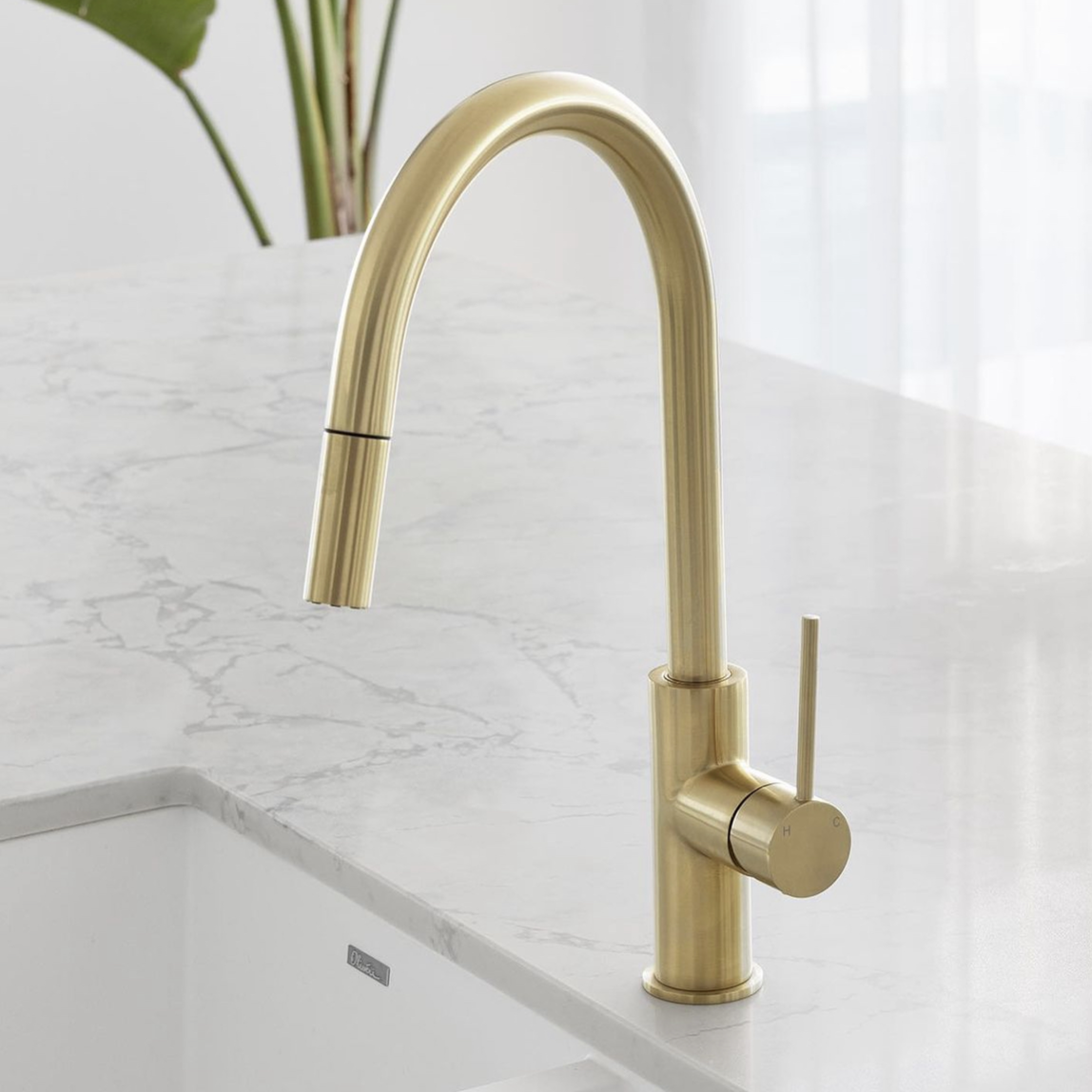 Pullout kitchen Mixer Brushed Brass