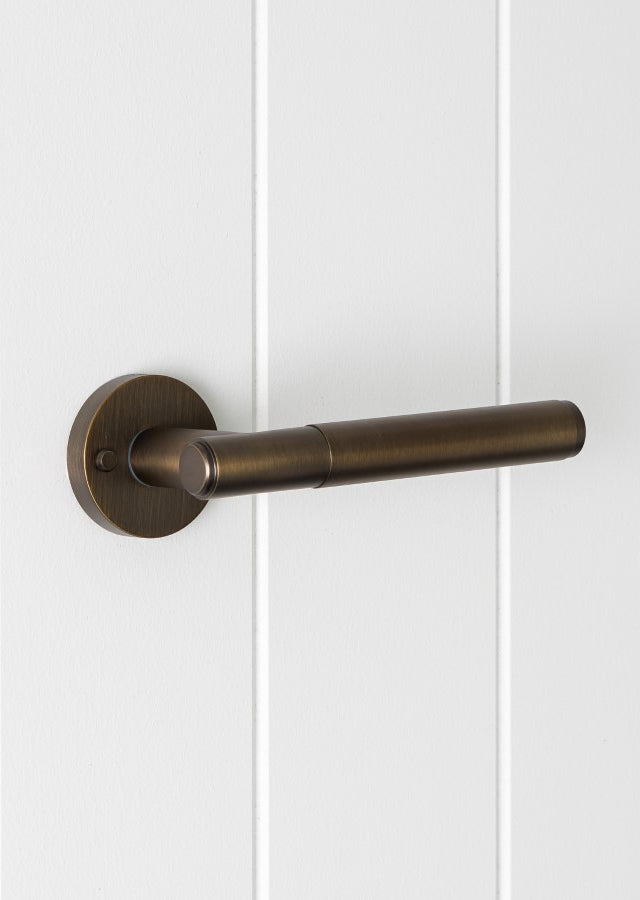 Melbourne Door Handle with Lock Antique Brass