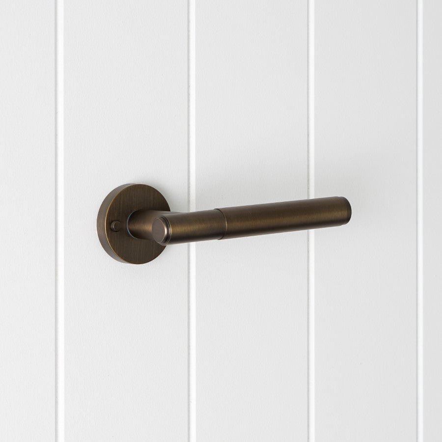 Melbourne Door Handle with Lock Antique Brass