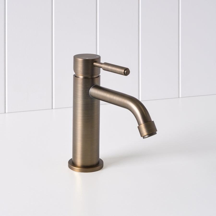 Melbourne Short Basin Mixer Antique Brass