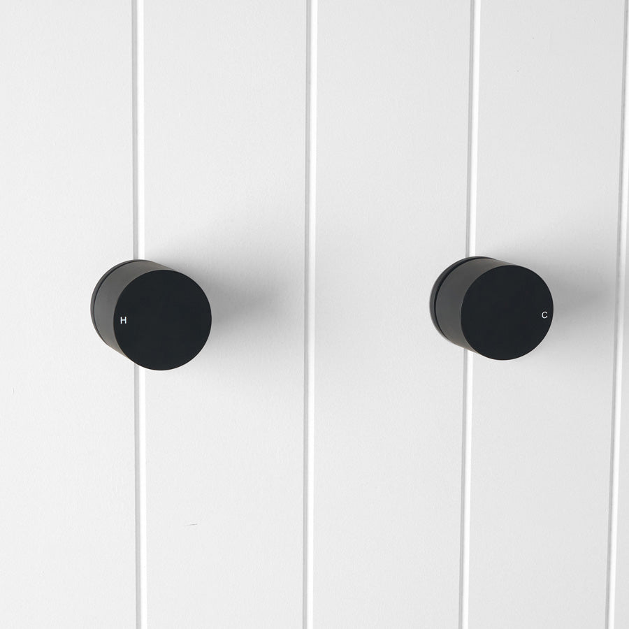 Round Taps Matte Black