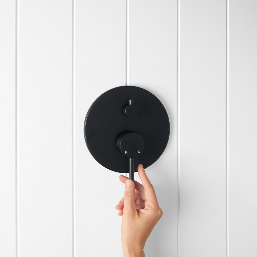 Shower Diverter and Mixer Matte Black