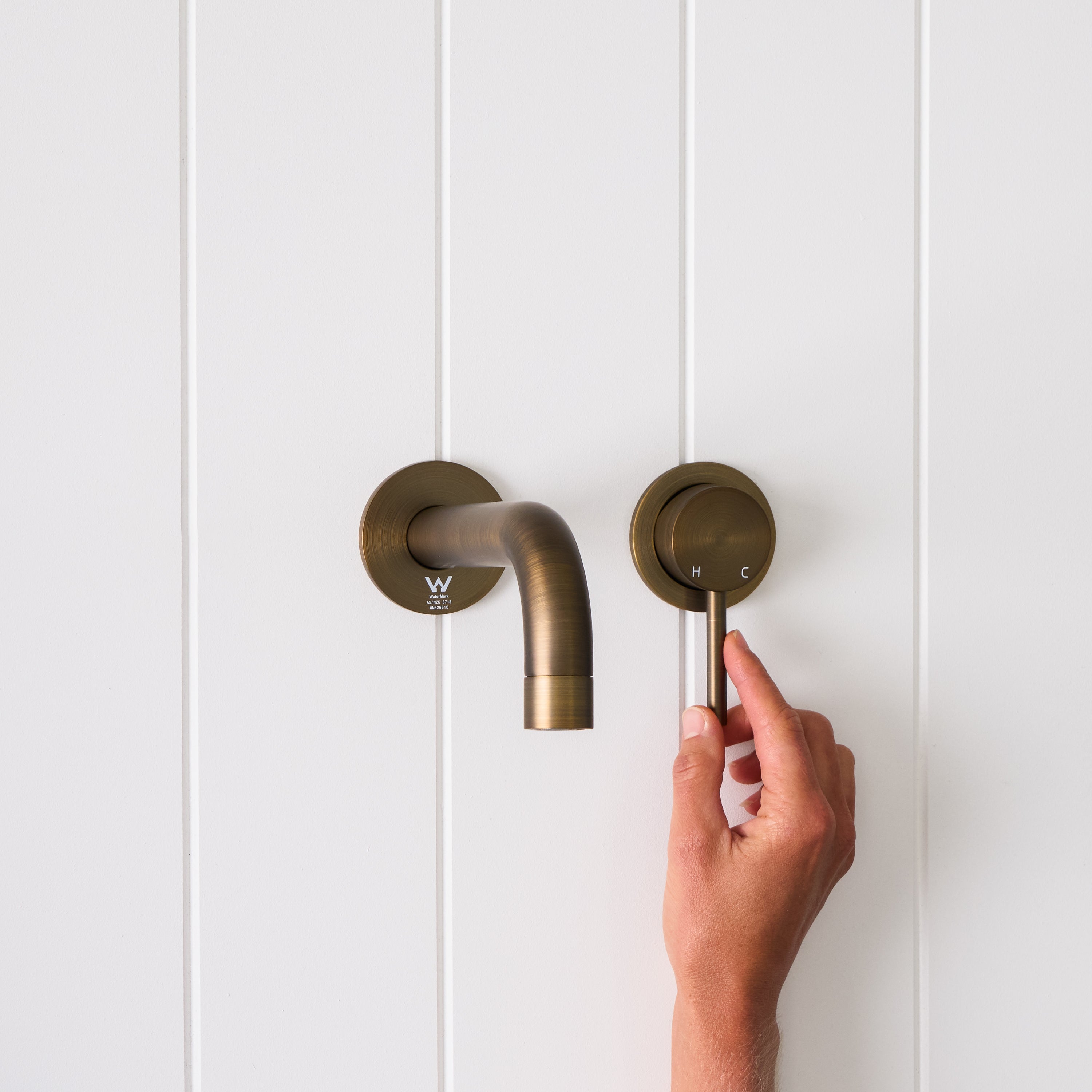 Sydney Wall Spout + Wall Mixer Antique Brass