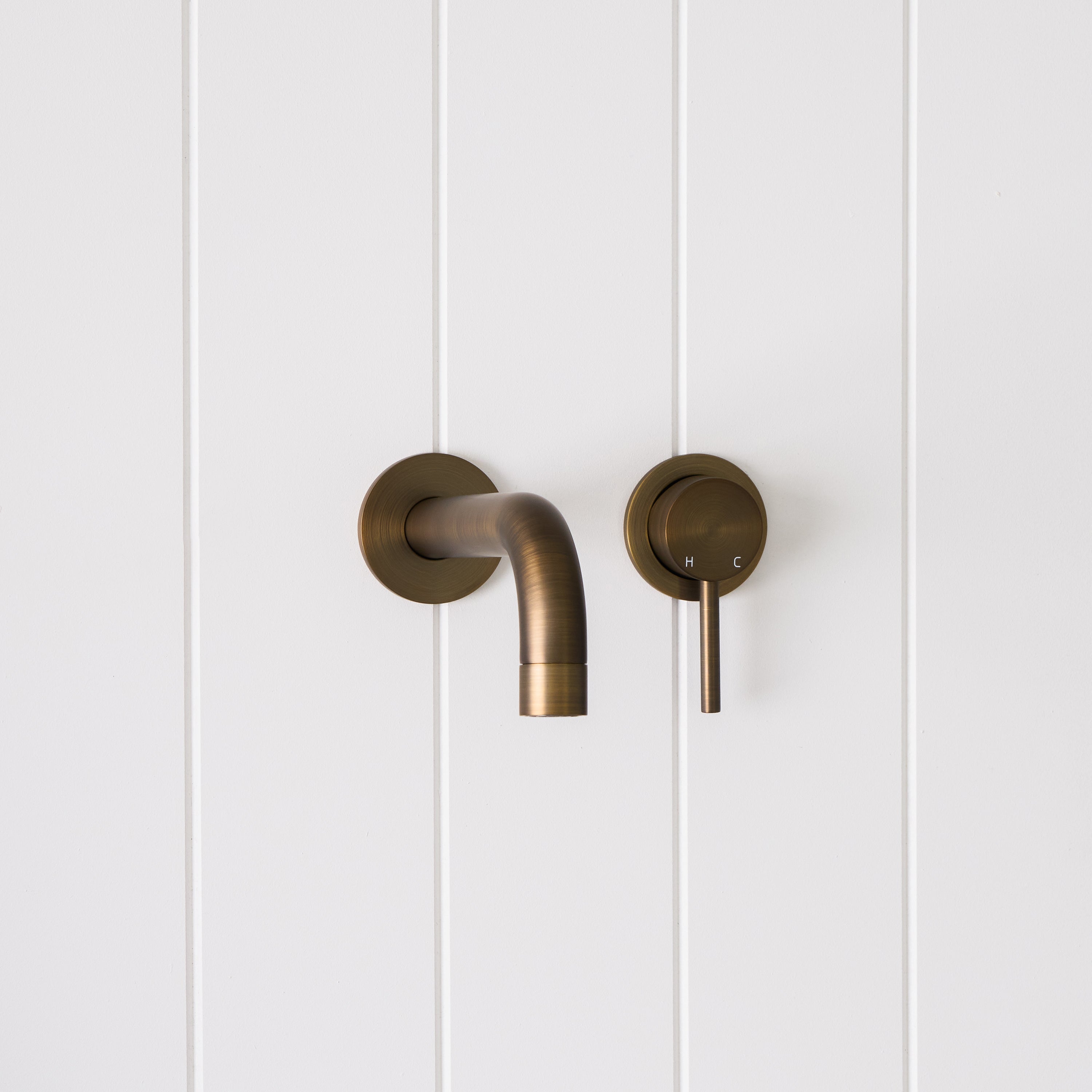Sydney Wall Spout + Wall Mixer Antique Brass