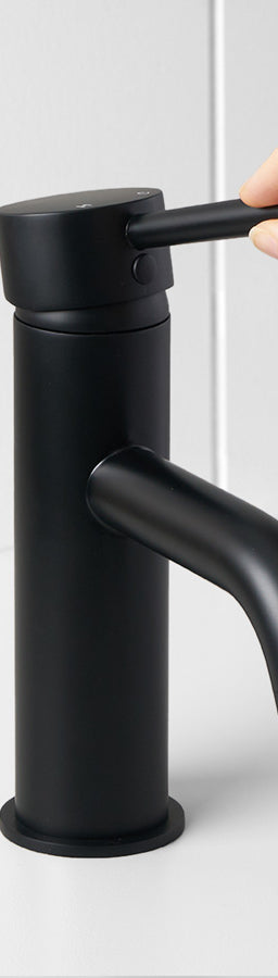 Sydney Short Basin Mixer Matte Black