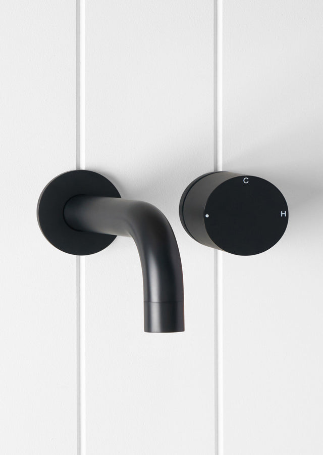 Wall Spout + Progressive Wall Mixer Matte Black