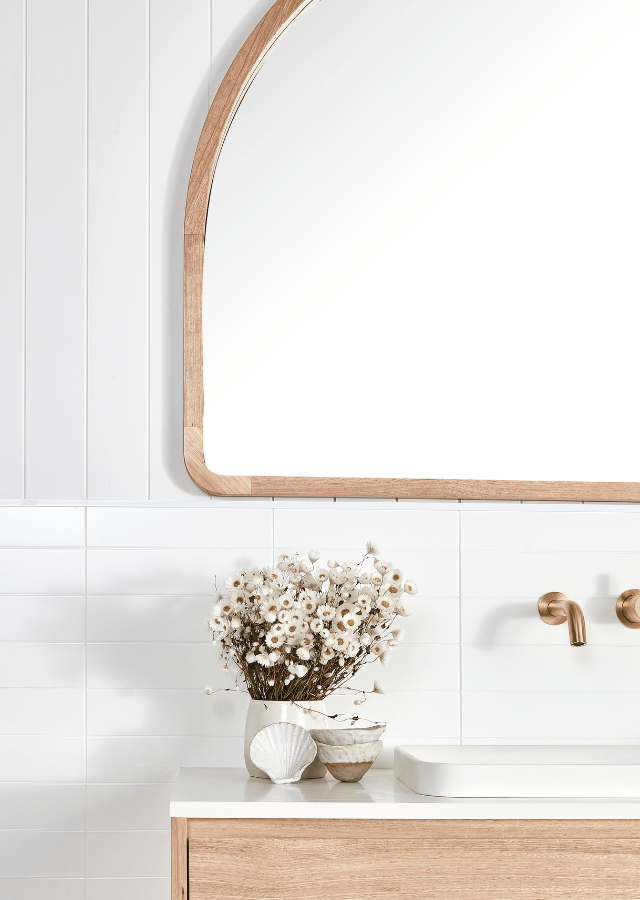 Alura Arch Mirror 1200 American Oak Light