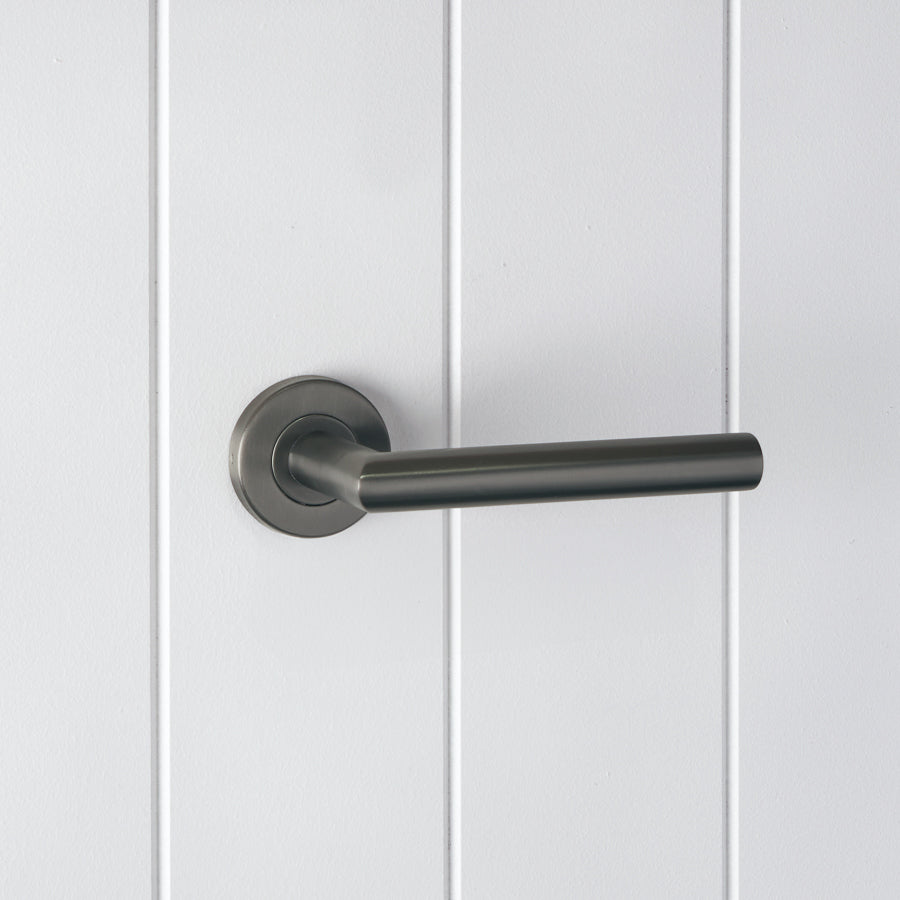 Sydney Door Handle Gunmetal