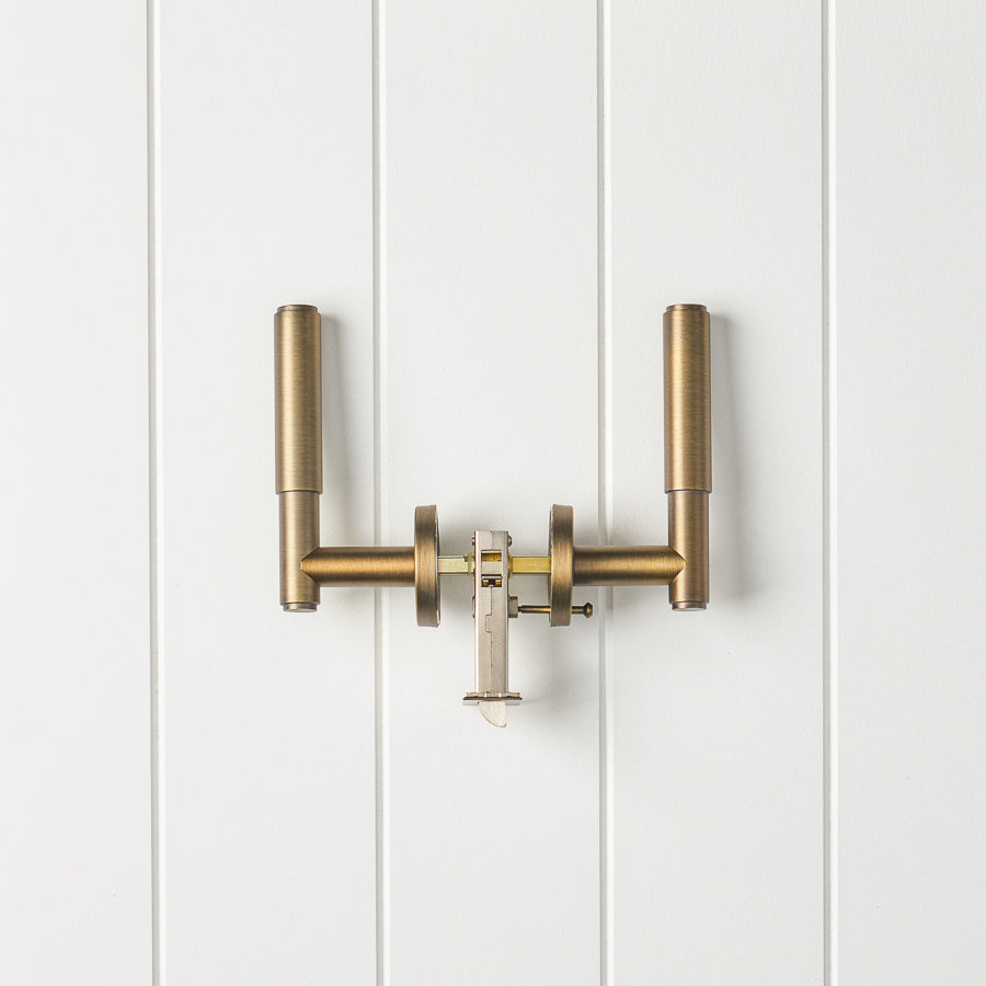 Melbourne Door Handle with Lock Antique Brass