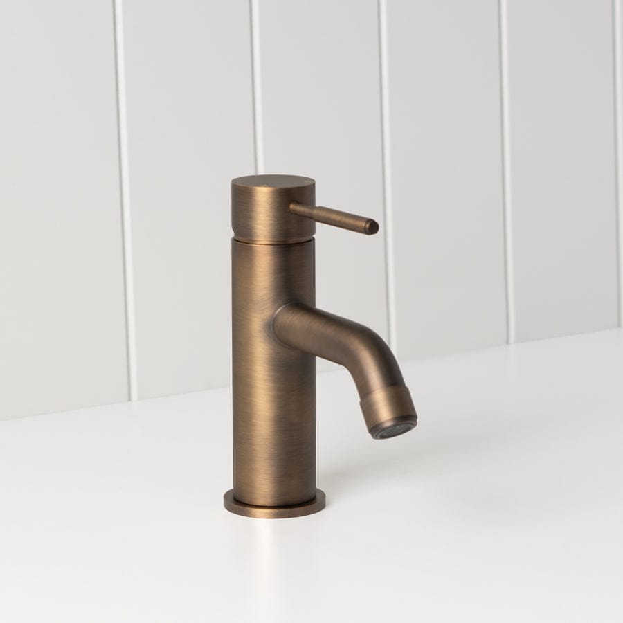 Melbourne Short Basin Mixer Antique Brass