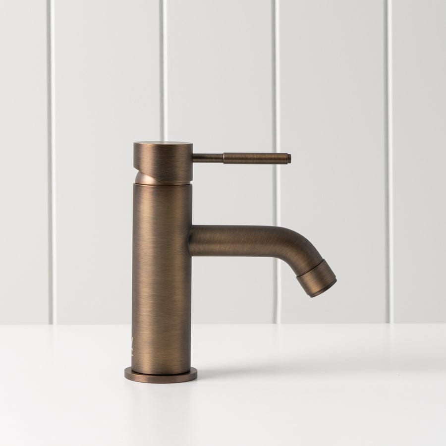 Melbourne Short Basin Mixer Antique Brass