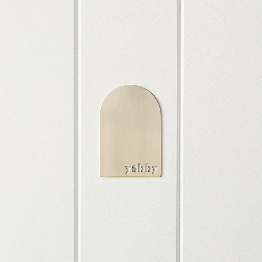 Warm Brushed Nickel Sample disc
