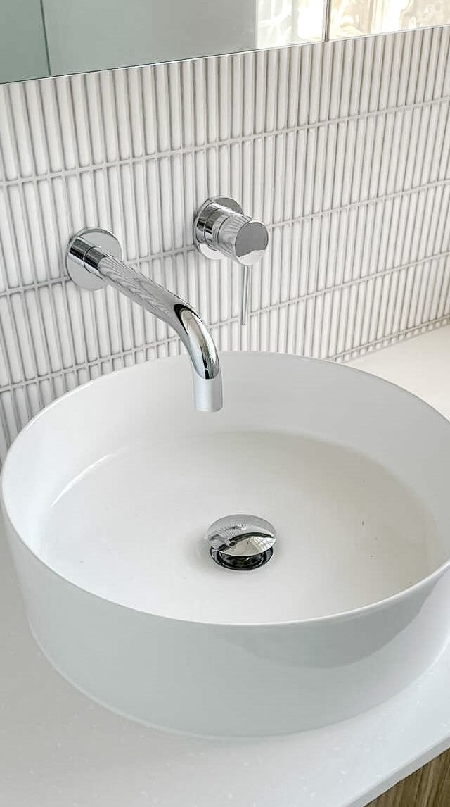 Sydney Wall Spout + Mixer Chrome