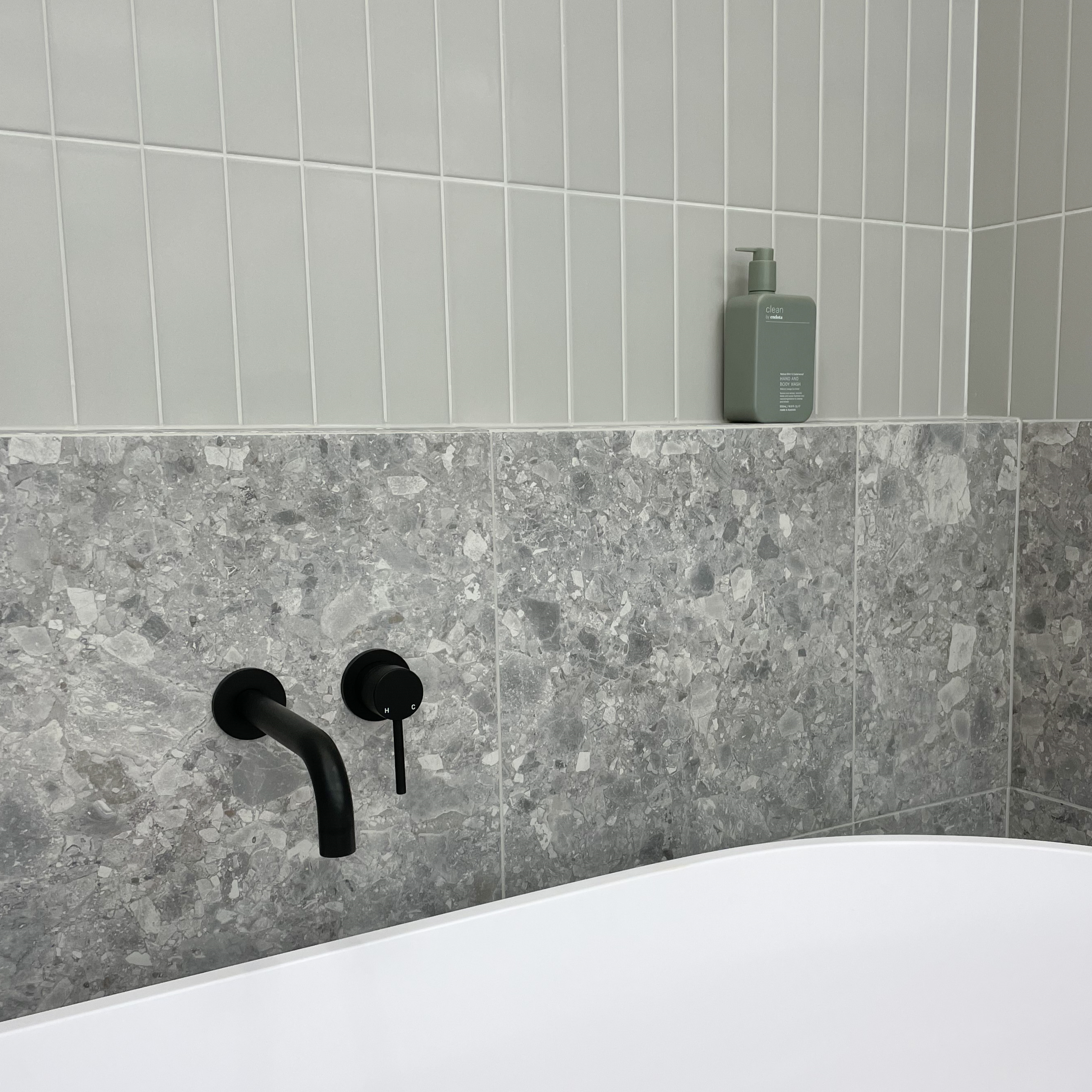 Sydney Wall Spout + Mixer Matte Black