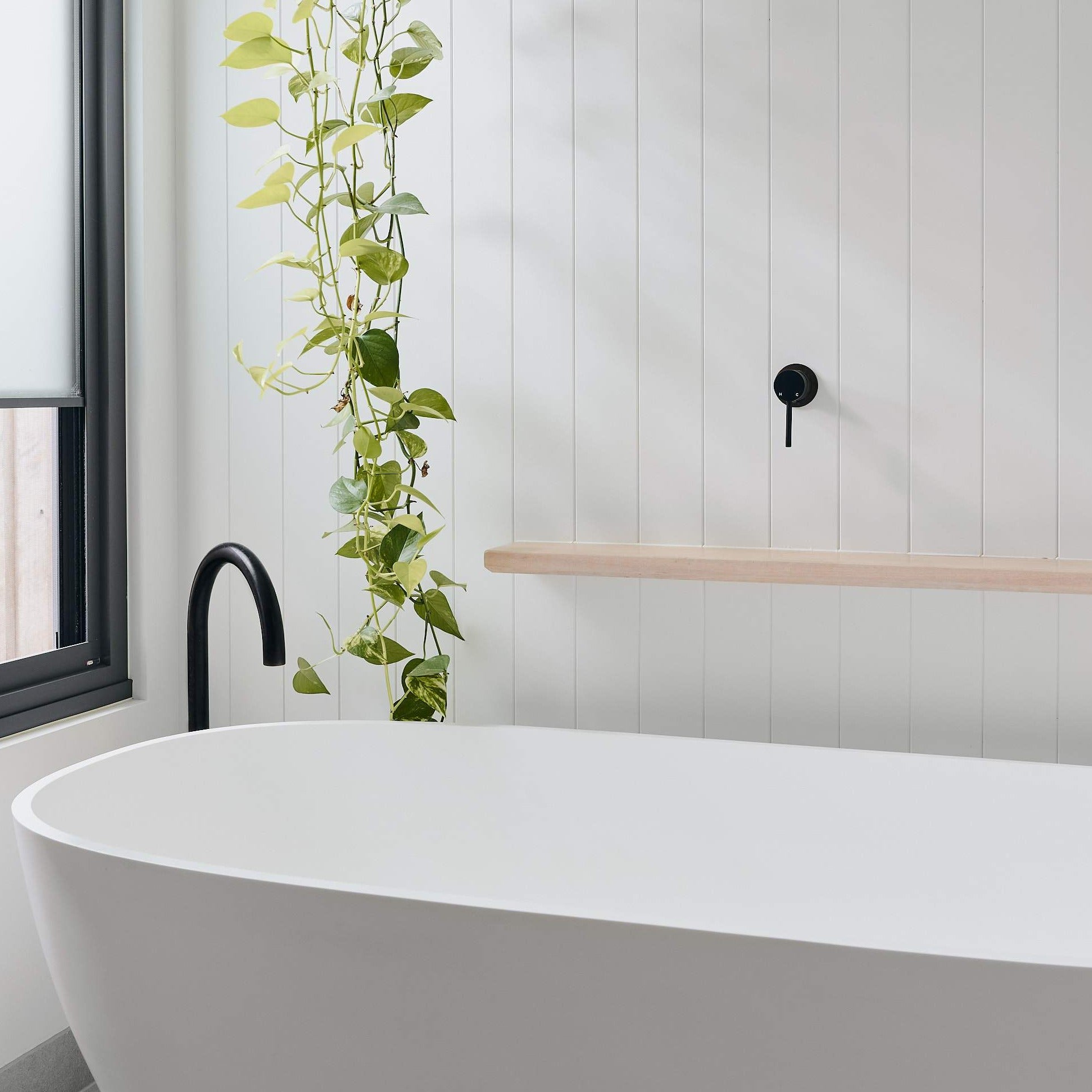 Freestanding Bath Spout Matte Black